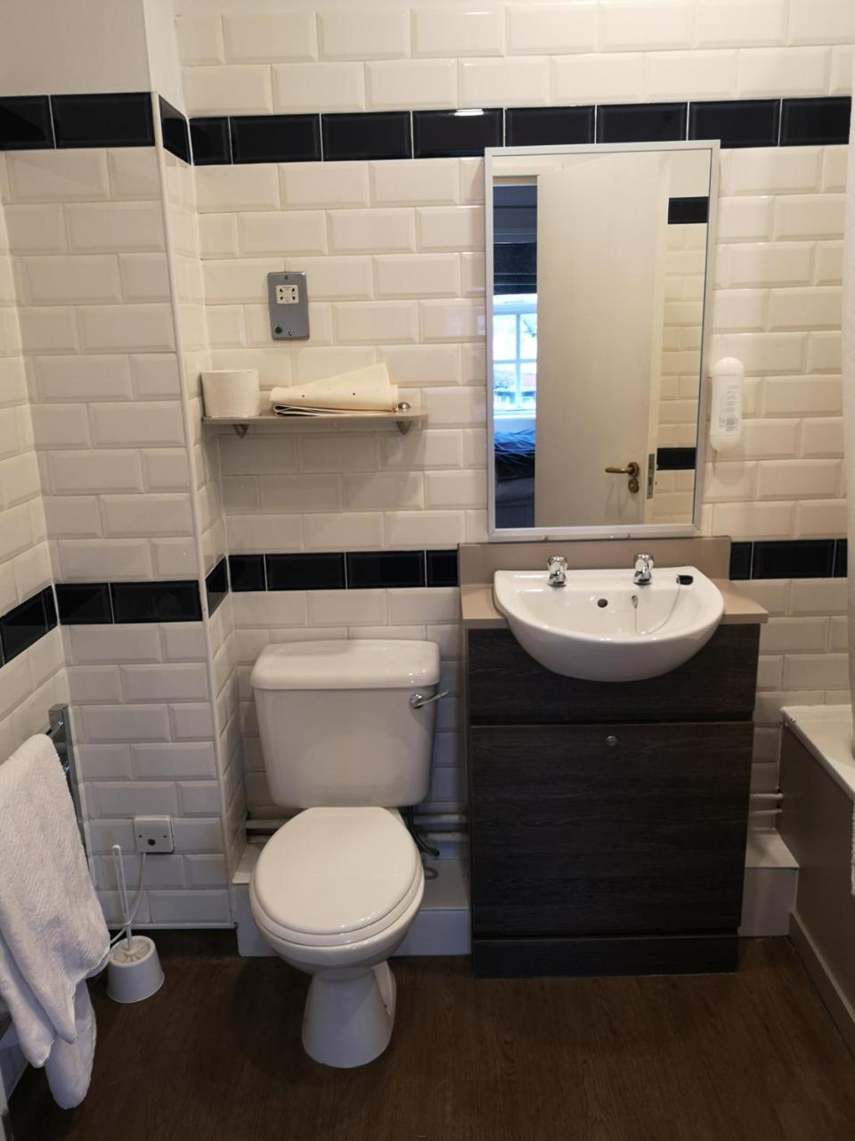 The Brocket Arms Wetherspoon Hotel Wigan Luaran gambar